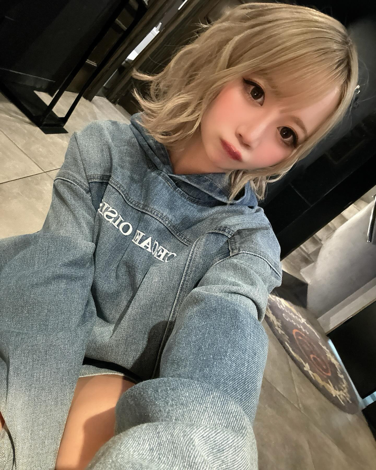 夏終わっちゃうの寂しいけどパーカー着れるのは好き💋

 #オレンジテラス  #オレンジテラス歌舞伎町  #歌舞伎町 #歌舞伎町キャバ嬢  #歌舞伎町キャバクラ  #キャバクラ  #キャバ嬢  #ショートボブ  #ショート