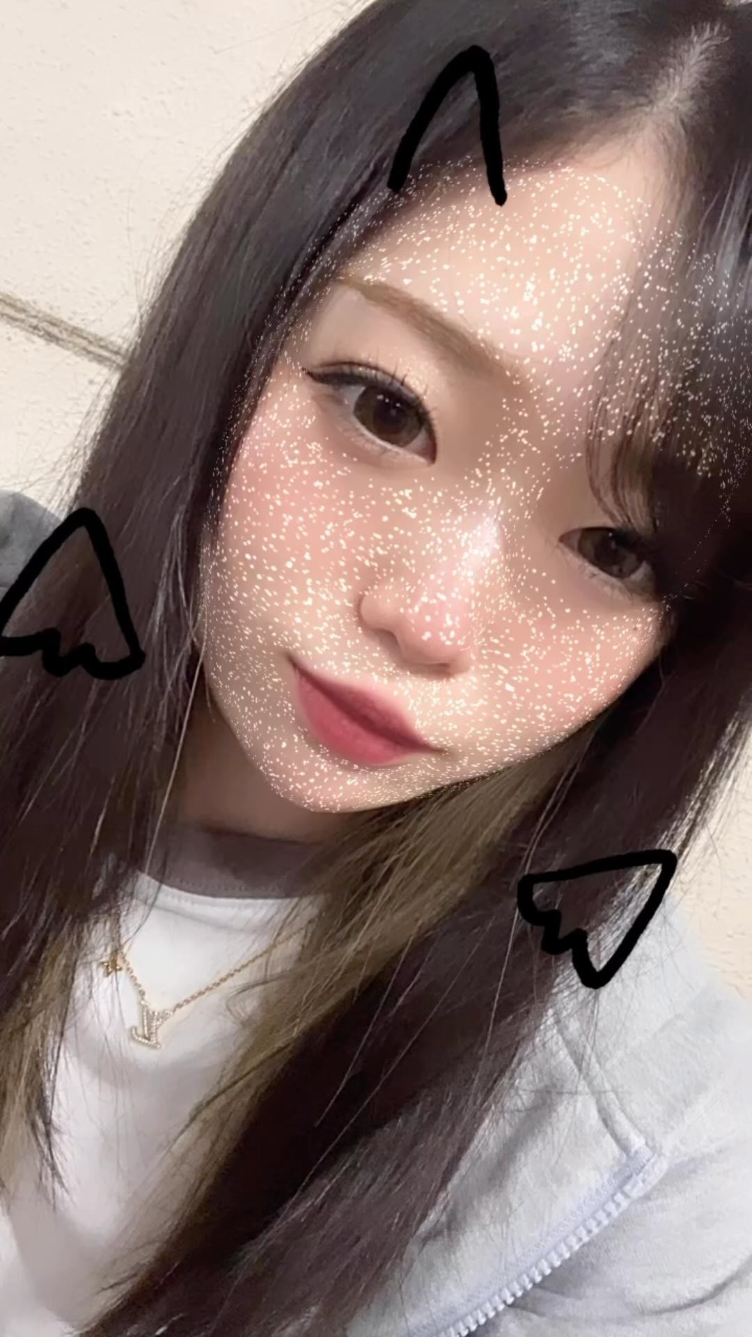 今週ラスト〜！
3日しか出勤なかったから元気ありあまっちゃってる😉
8時からおります🌟