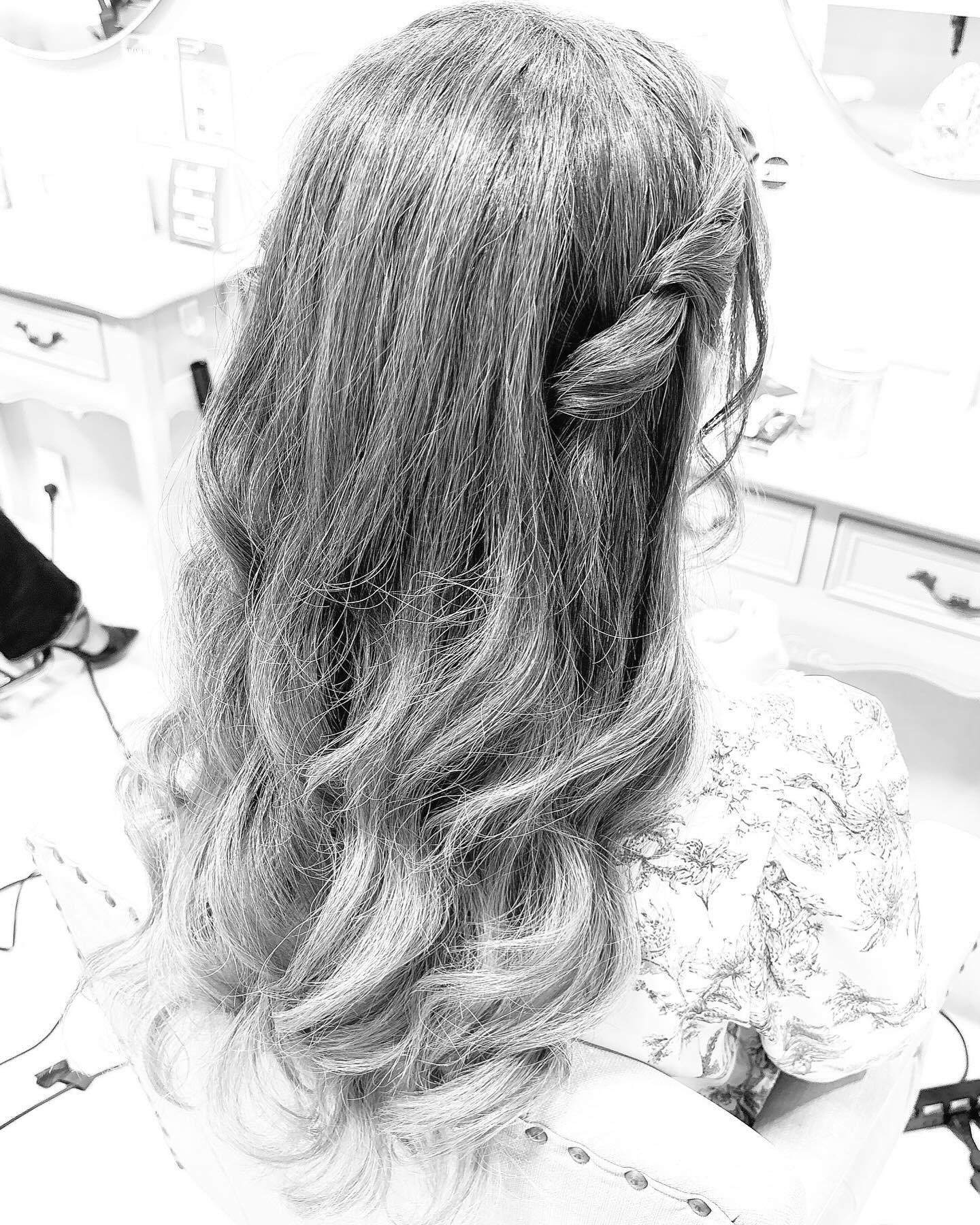 9月ラスト出勤します@clubgalle2580 #東陽企画グループ #東陽企画 #トキオ観光 #第21桂和ビル #第21桂和ビル6階 #くらぶ我礼 #クラブ我礼 #我礼 #クラブガレ