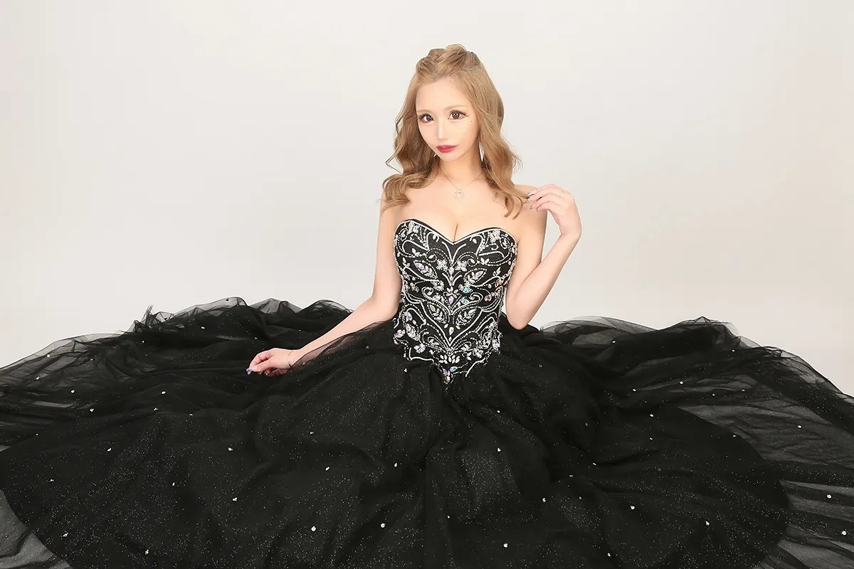 9月もたくさんありがとうございました🎵

10月よろしくお願いします💟💟💟

.
.
.
.
.
#キャバ嬢 #加工 #歌舞伎町 #レース #ドレス 
#夏 #8月 #9月 #10月 #人ならずモノ　#スーパーロング
#牙のない男は男じゃねぇ 
#中顔面短縮 #骨切り