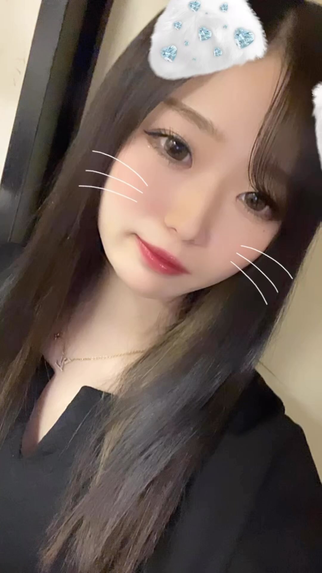 9時半から出勤しまーす！
夜は寒いから飲むしかないということで🍻
是非遊びに来てください🌟