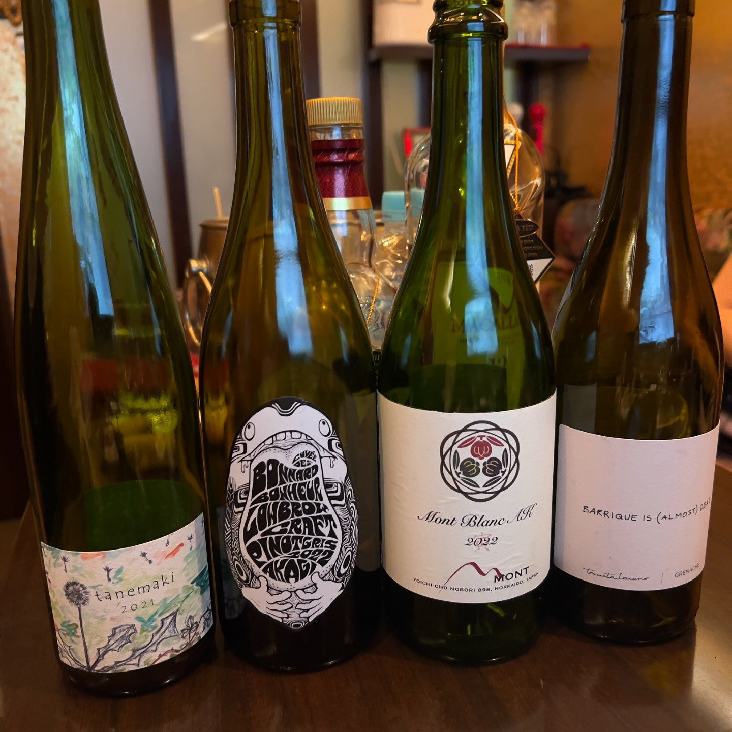 美味しいワインをたくさんいただいたよ🍷

ソムリエの玲子さんのお席でしか味わえない貴重なワイン✨️

美味しくいただき今宵も幸せでした🫶

@clubgalle258

#東陽企画グループ #東陽企画 #トキオ観光
#第21桂和ビル #第21桂和ビル6階
#くらぶ我礼 #クラブ我礼 #我礼#北海道 #札幌 #すすきの #ラウンジ  #ラウンジ嬢 #キャバクラ #キャバ嬢 #ホステス #きゃばきゃば #お酒好きと繋がりたい