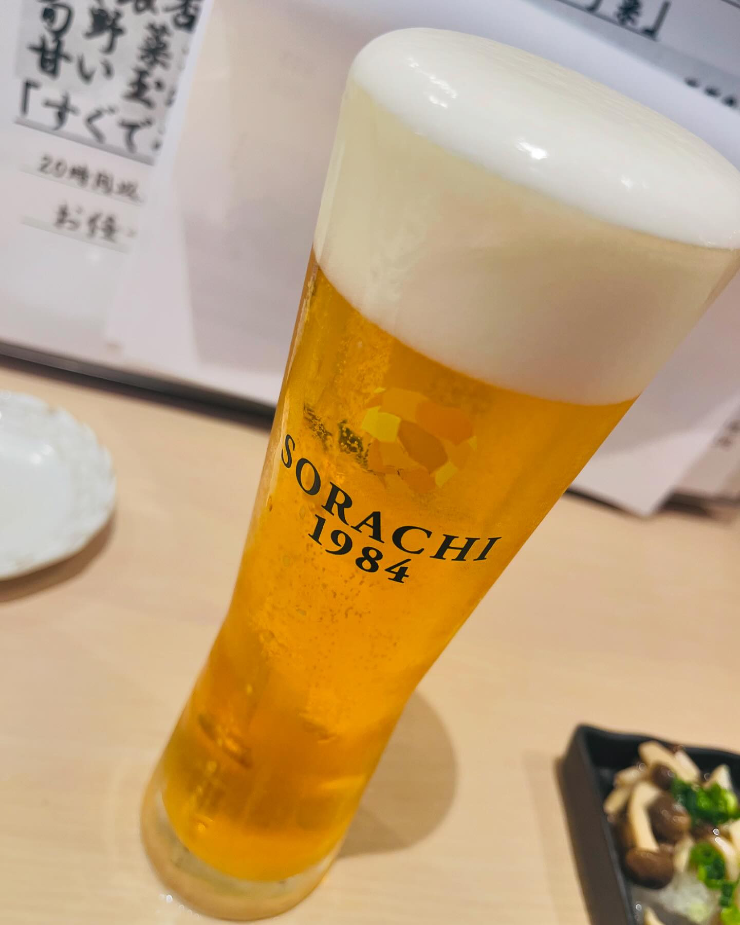 🍺ソラチ🍺

サッポロビールが出してる美味いビール！！！！

あとこのお店のビールの注ぎ方が神だった！みてこの泡！

ごーぐごく飲んじゃう

飲みたい🤤🍺

#ソラチ
#ビール
#サッポロ
#キャバ嬢
#キャバクラ
#志木