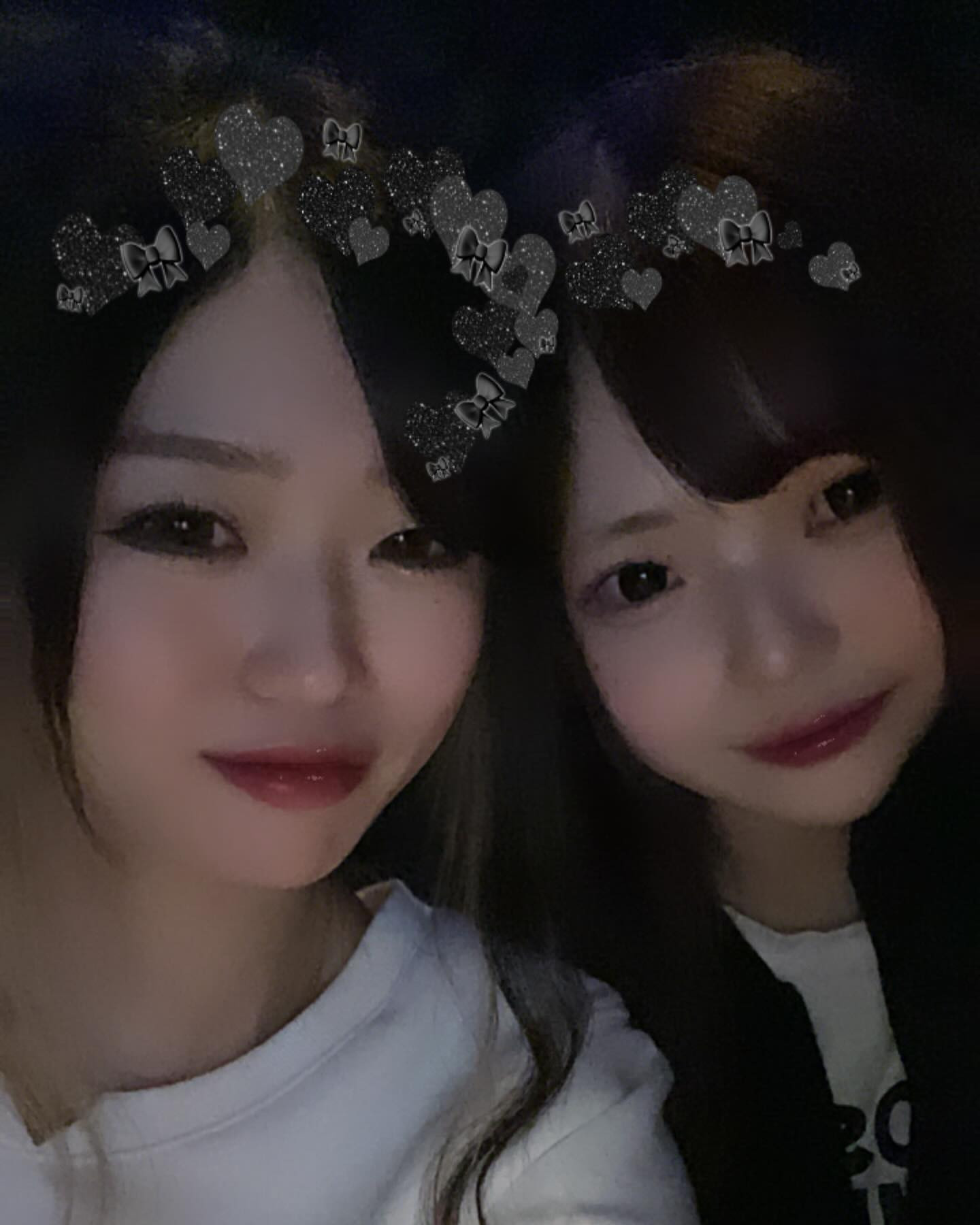初めてれいなと一緒に写真撮った〜🩶
飲みべ高いしよく喋るおもろい後輩です笑
今日は二日酔いですけども元気に出勤してます🌟