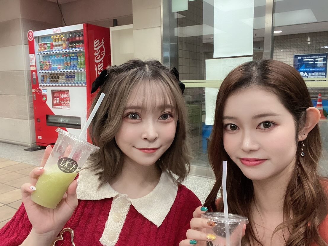 09.17 🍰 みなみ
.
カフェ行ってプチプラ巡り
毎度ずっと喋ってるだよな(笑)
.
#カフェ巡り #カフェ #エビピラフ