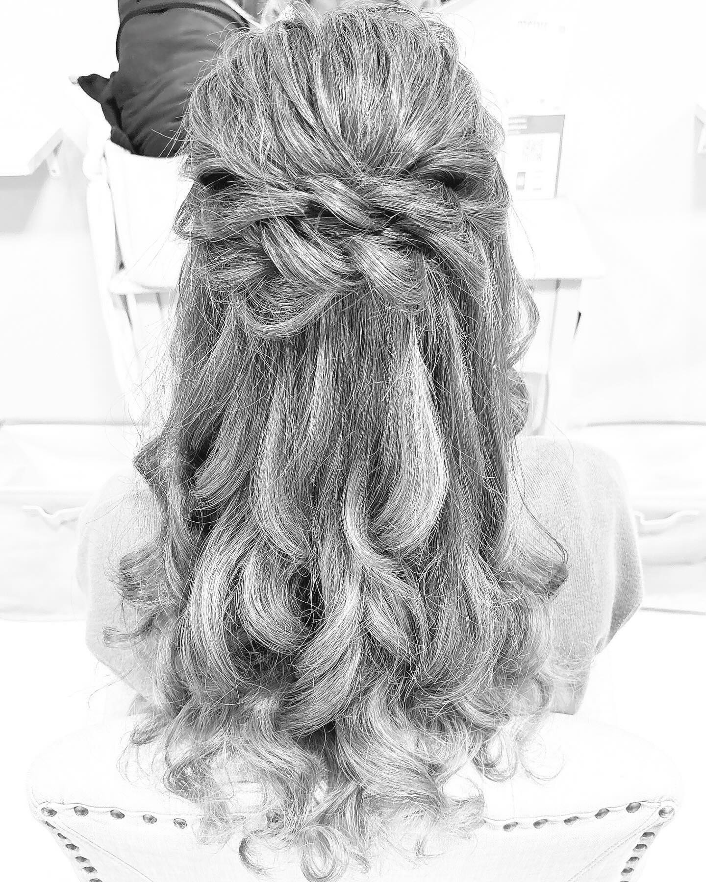 昨日コートをお店に忘れて帰りました@clubgalle2580 #東陽企画グループ #東陽企画 #トキオ観光 #第21桂和ビル #第21桂和ビル6階 #くらぶ我礼 #クラブ我礼 #我礼 #クラブガレ