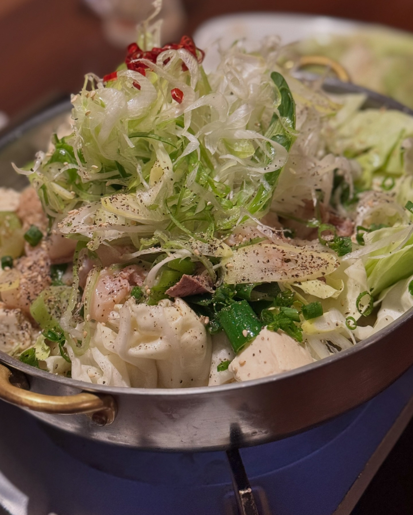 .
.

ねぎ塩もつ鍋最高に美味かったんだけど☺️

.
.

一笑  はる
@hrcn_overloungeclub

• ────── ✾ ────── •
OVER LOUNGE CLUB
@overloungeclub.susukino
@citygroup.sapporo

札幌市中央区南６条西４丁目５－１０
第２１桂和ビル  ５Ｆ
• ────── ✾ ────── •

#きゃばきゃば #きゃばきゃば北海道 #ポケパラ北海道 #ナイツネット北海道 #札幌 #すすきの #ニュークラ #オーバー