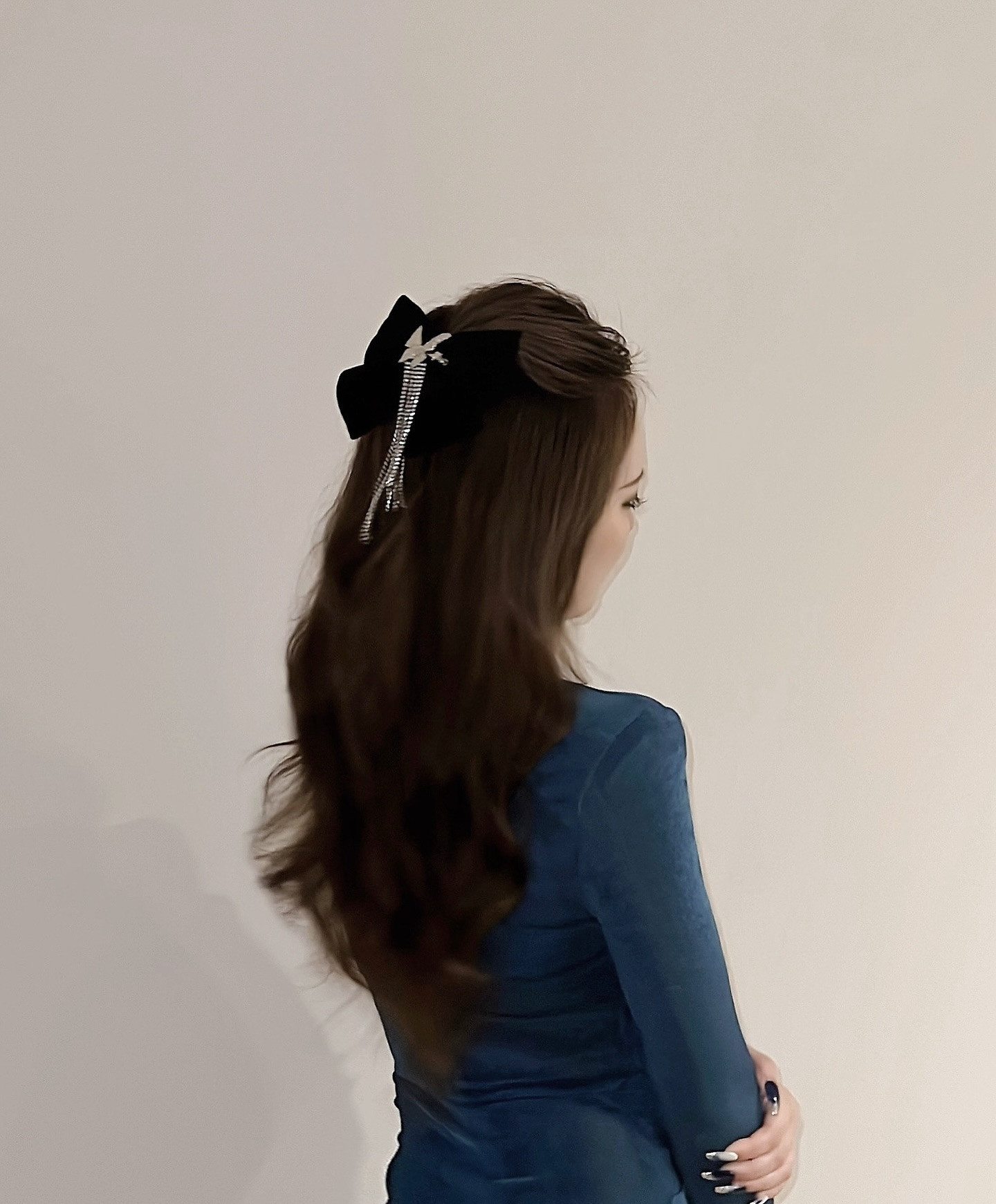 こんにちは♪
Lounge Laraのらんです🌹
初投稿させていただきます👗✨
働き始めて約5ヶ月でやっと少しずつお店に慣れてきました！！！
Laraに来てくださるお客様は優しい方ばかりで、いろんな事を優しく教えて下さってとても嬉しいです🥺💕
まだまだ分からない事ばかりですがこれからも頑張っていきますのでよろしくお願いいたします🤲
@lounge___lala 
#新潟駅前 #lounge