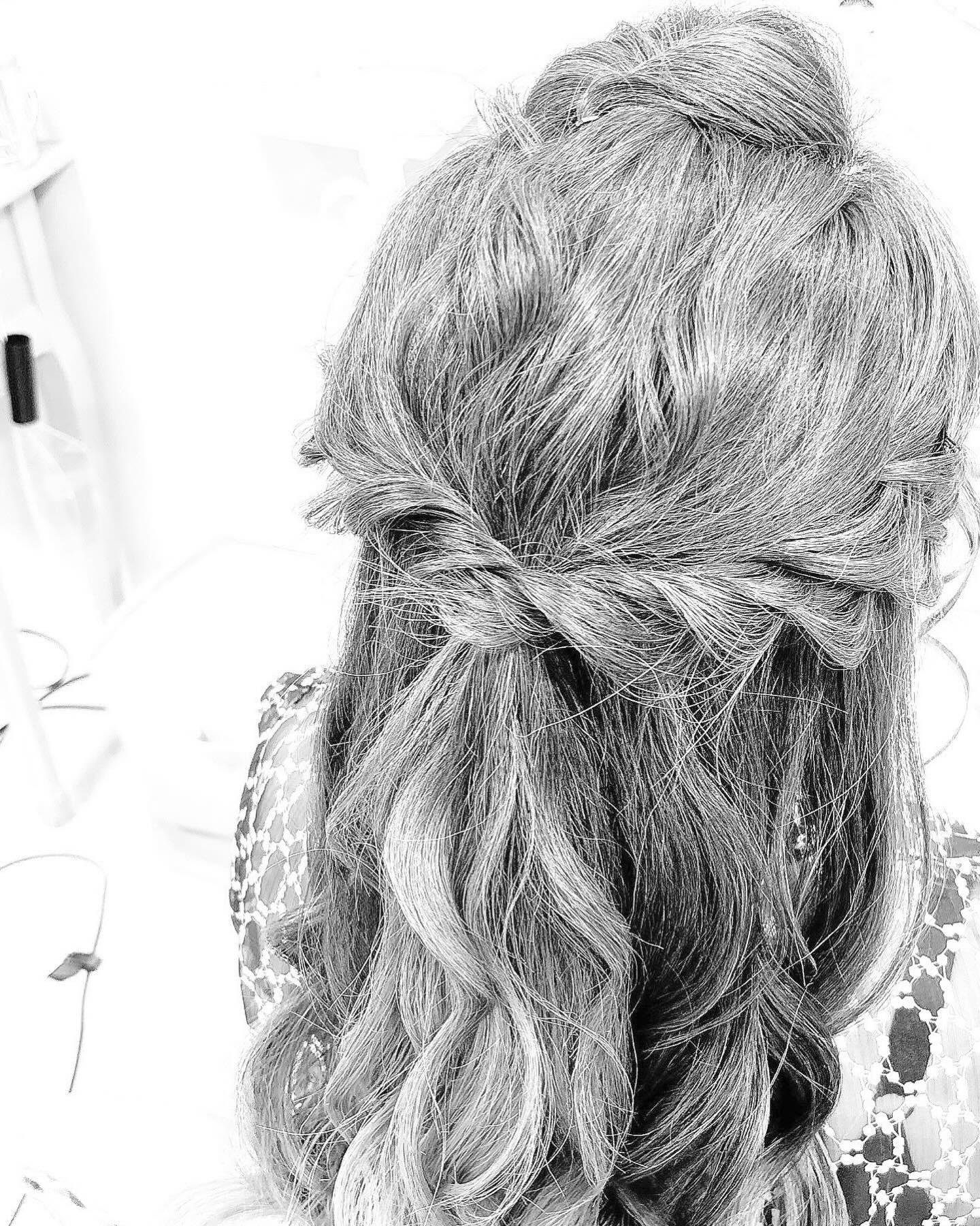 今日も全力で頑張ります！@clubgalle2580 #東陽企画グループ #東陽企画 #トキオ観光 #第21桂和ビル #第21桂和ビル6階 #くらぶ我礼 #クラブ我礼 #我礼 #クラブガレ