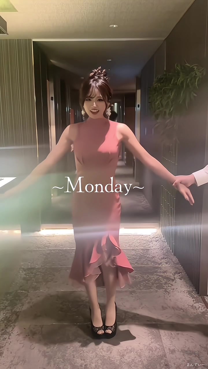 とある1週間の出勤時コーデ👗 ドレス👗です✨ #ベルベ #シティグループ #札幌 #すすきの #ススキノ #キャバクラ #キャバ嬢 #キャバクラ嬢 #ニュークラ #ニュークラ嬢 #キャバ #ラウンジ #ラウンジ嬢 #道産子 #ホステス #すすきのキャバクラ #すすきのキャバ嬢 #グルメ #札幌旅行 #美人 #美女 ##可愛い女の子 #銀座 #六本木 #北新地 #北海道のコウちゃん #すすきのニュークラ嬢 #道産コウ