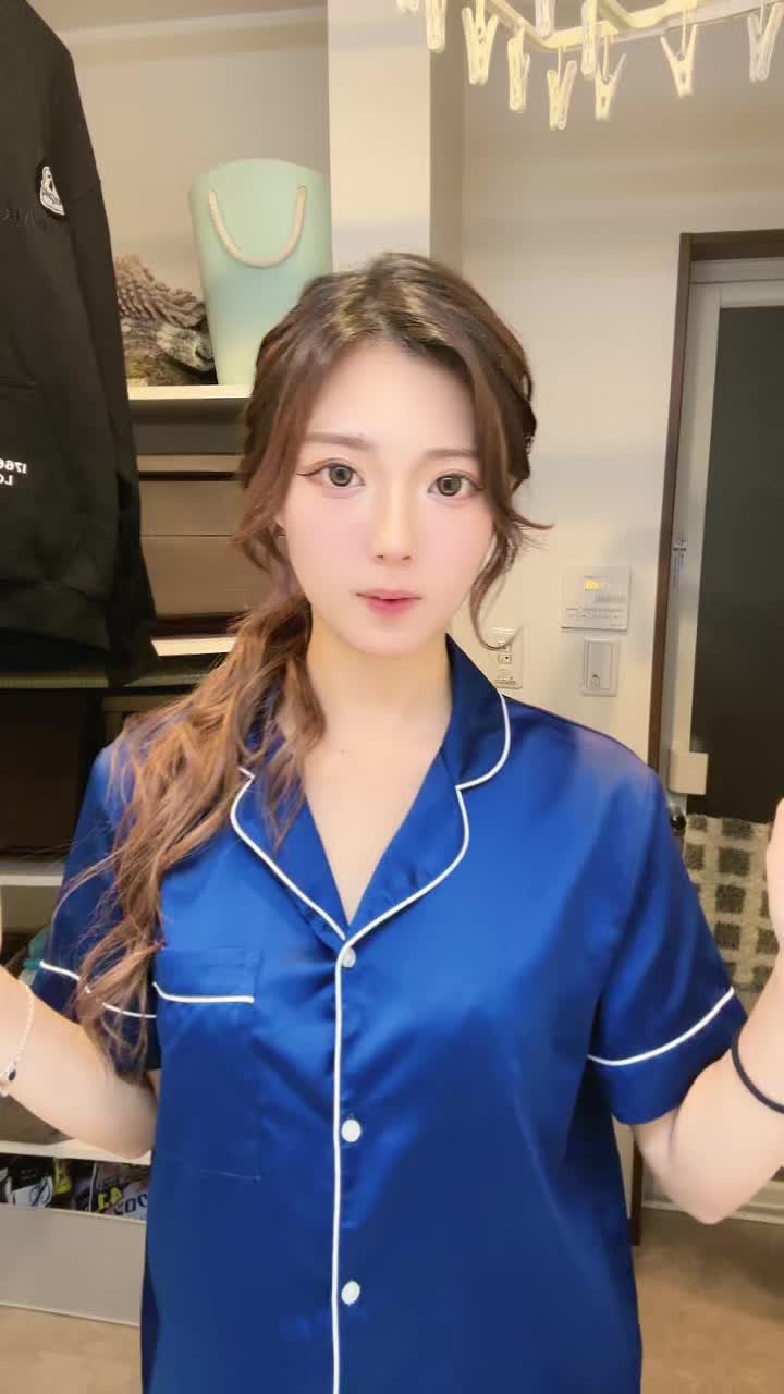 ダウン買うならタトラスかモンクレどっちがいいんやろ？🤔 #fypシ #fyp #04