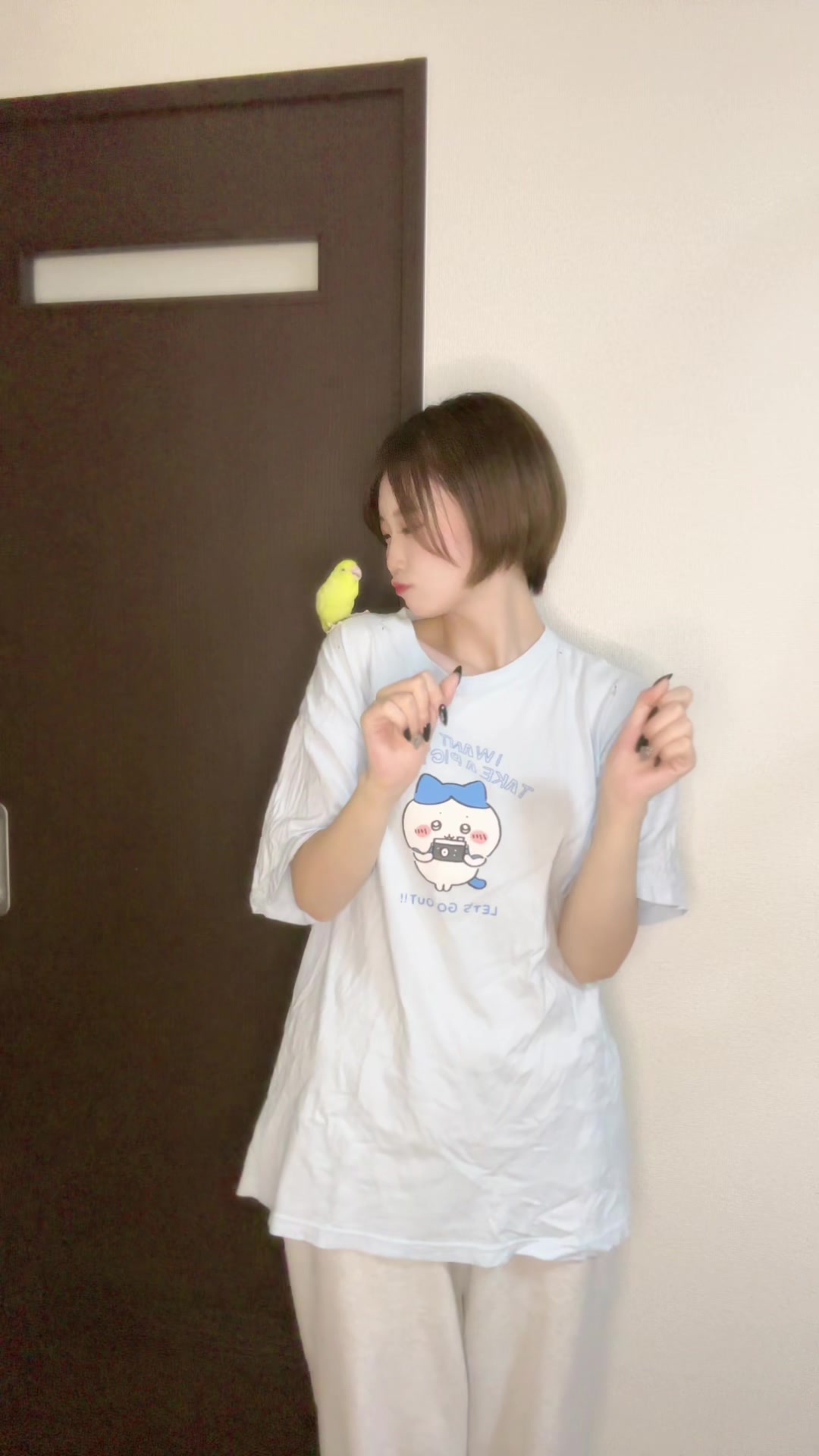 求愛ダンスされた途中😆笑 わかる人いるかな？ 服ボロボロ。笑