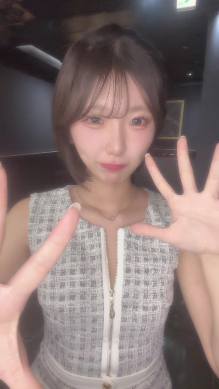 自分に厳しく生きます @V-NIIGATA-  #キャバ嬢 #キャバクラ #新潟 #古町 #夜職 #キャバ