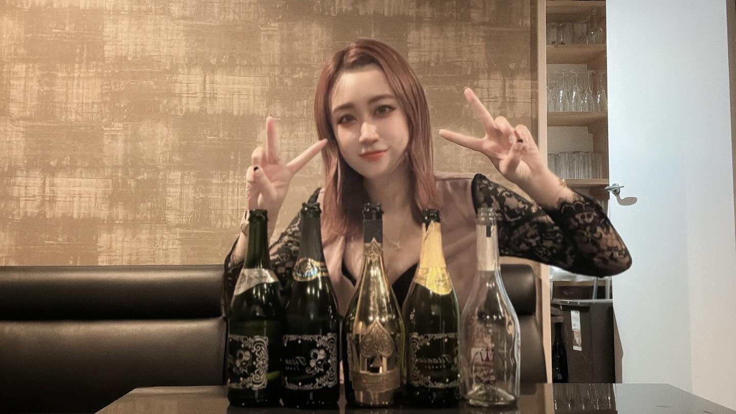 LOUNGE TITANIA ホットニュース 128303