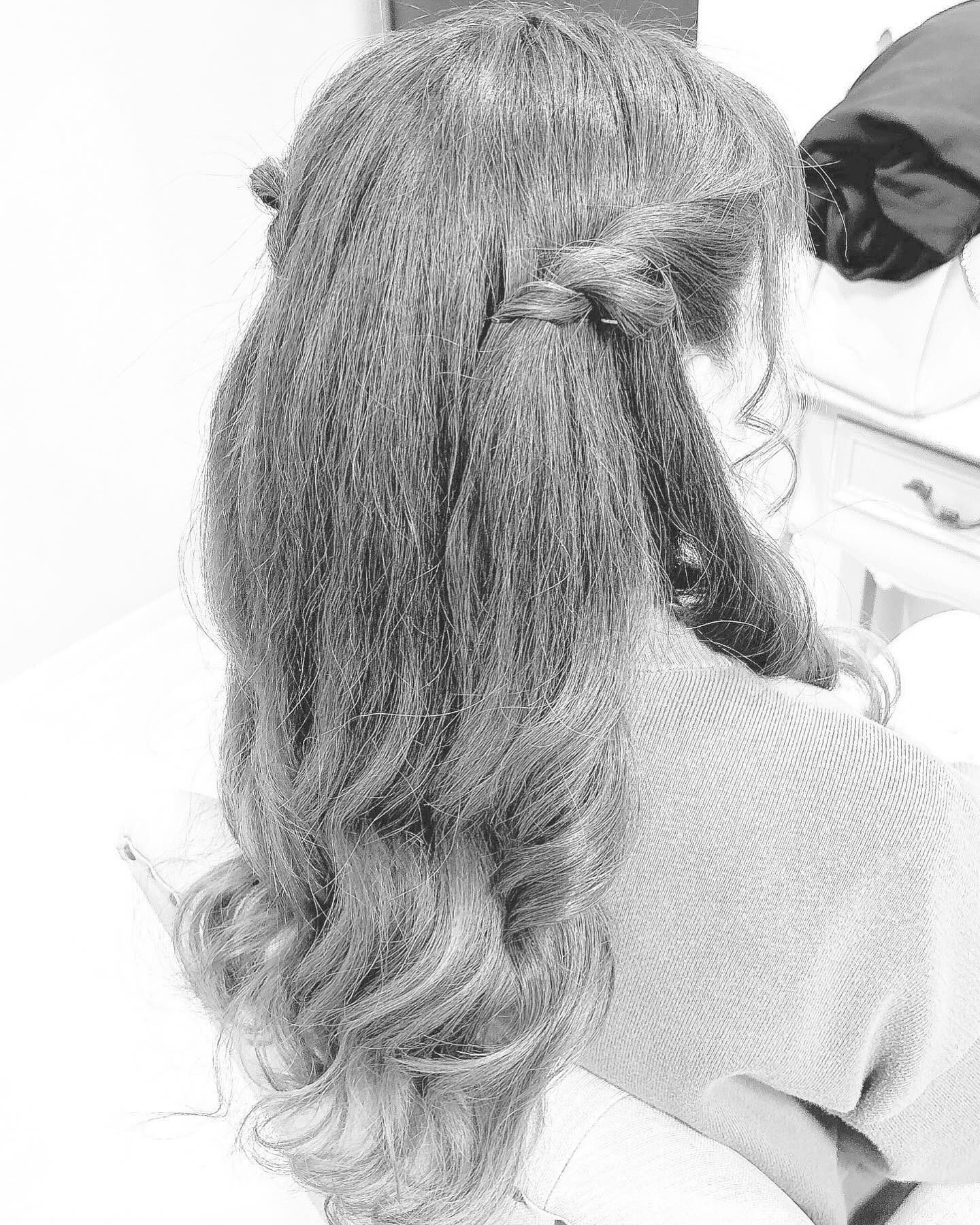 また可愛いキャスト入りましたよ@clubgalle2580 #東陽企画グループ #東陽企画 #トキオ観光 #第21桂和ビル #第21桂和ビル6階 #くらぶ我礼 #クラブ我礼 #我礼 #クラブガレ