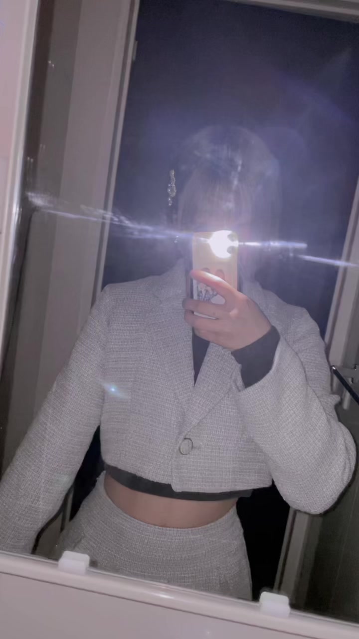 外カメむず過ぎなにこれ そんで髪の毛パヤパヤきもい