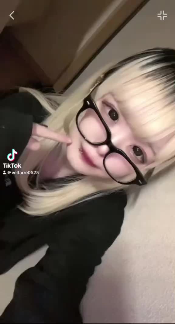 Velfarre ホットニュース 150418