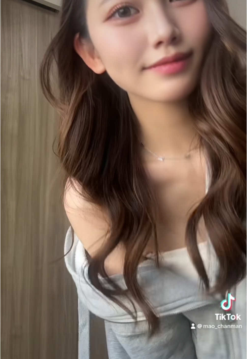 肩出しえろいと思ってしてます 効果ある？ #元アイドル #現キャバ嬢 #会えます #最終未来少女 #aiseechat #aiseechatあれこれえ愛なの #アイドル #キャバ嬢 #歌舞伎町キャバ嬢 #歌舞伎町 #美人茶屋 #美人茶屋新宿 #03 #キャバクラ