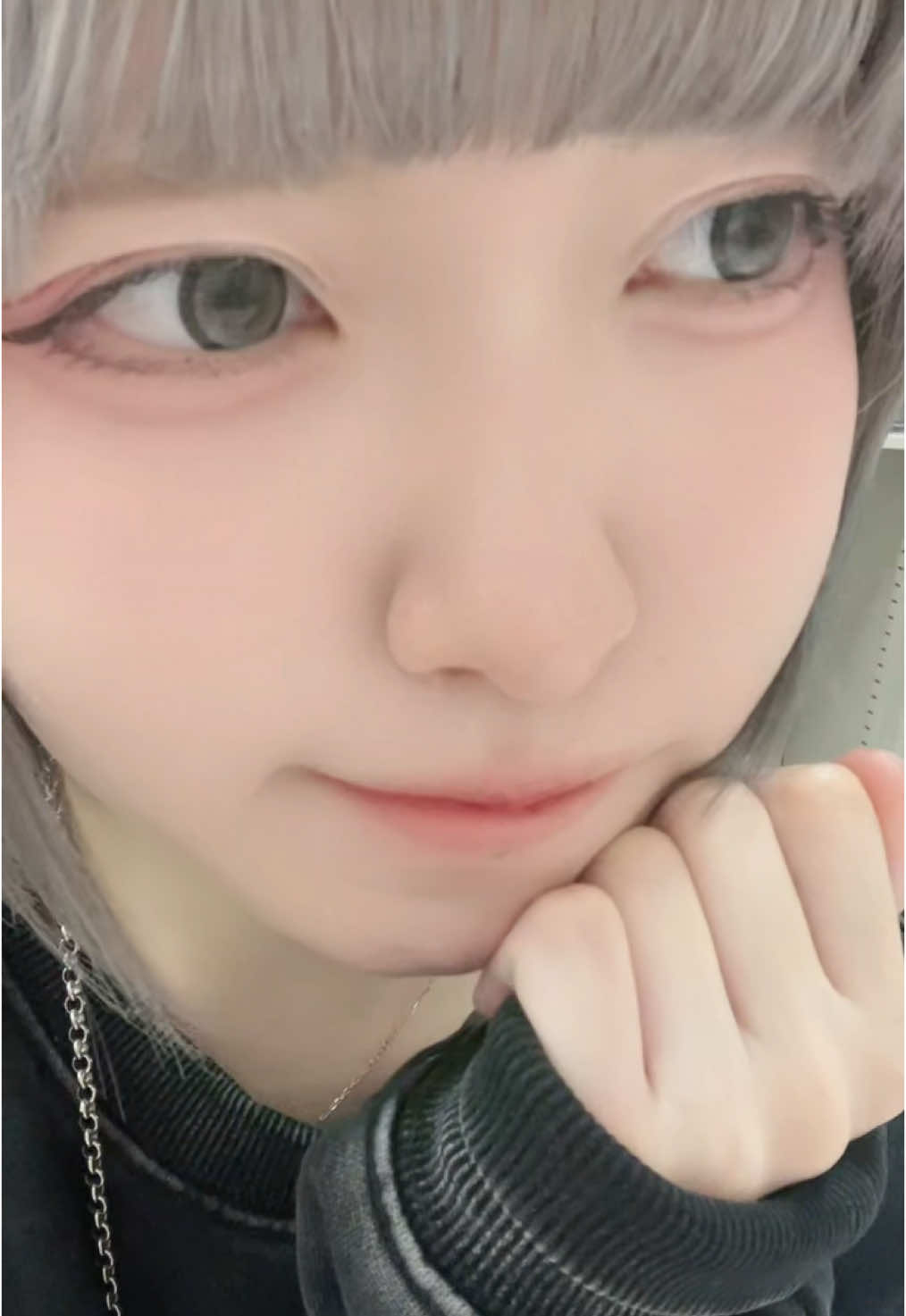 仕事の休憩時間に撮ってみたんご顔面ドアップすまん #ftpシ #fyp #05 #04 #おすすめ #コンカフェ嬢 #会える屋さん #コンカフェ #宇都宮コンカフェ