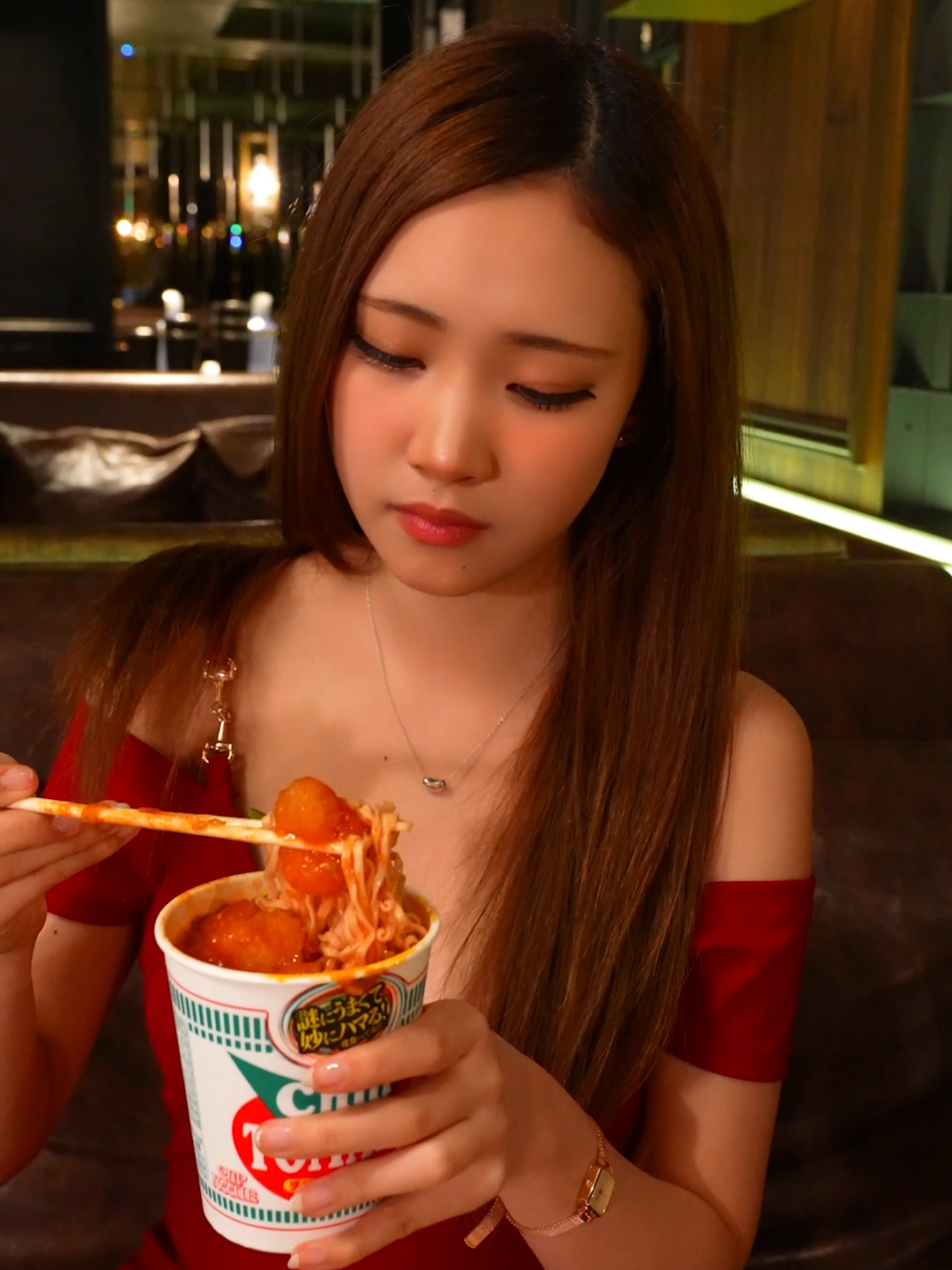 OVER LOUNGE CLUB ホットニュース 179671