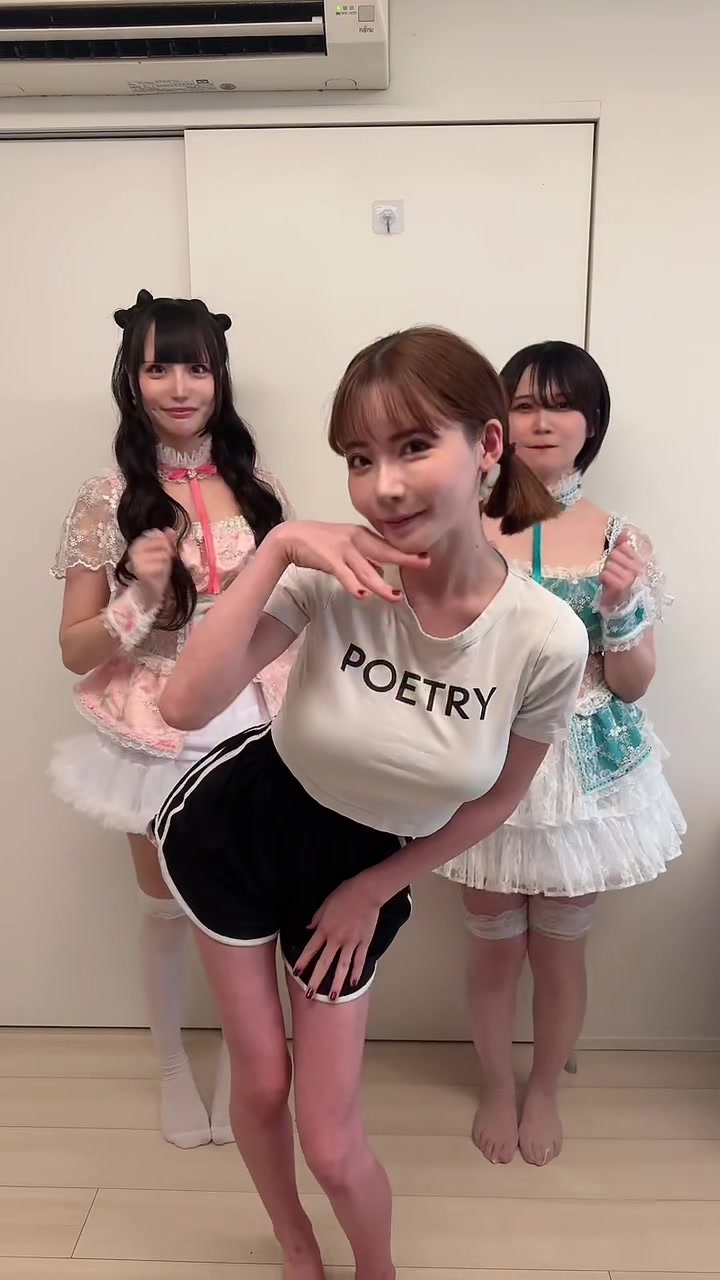 Cafe&Bar コンカフェランド ホットニュース 180024