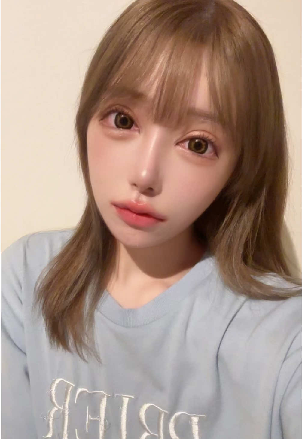 🤙🏻この手の形令和生まれの子ピンとこなさそう📞 #fyp  #cute  #98