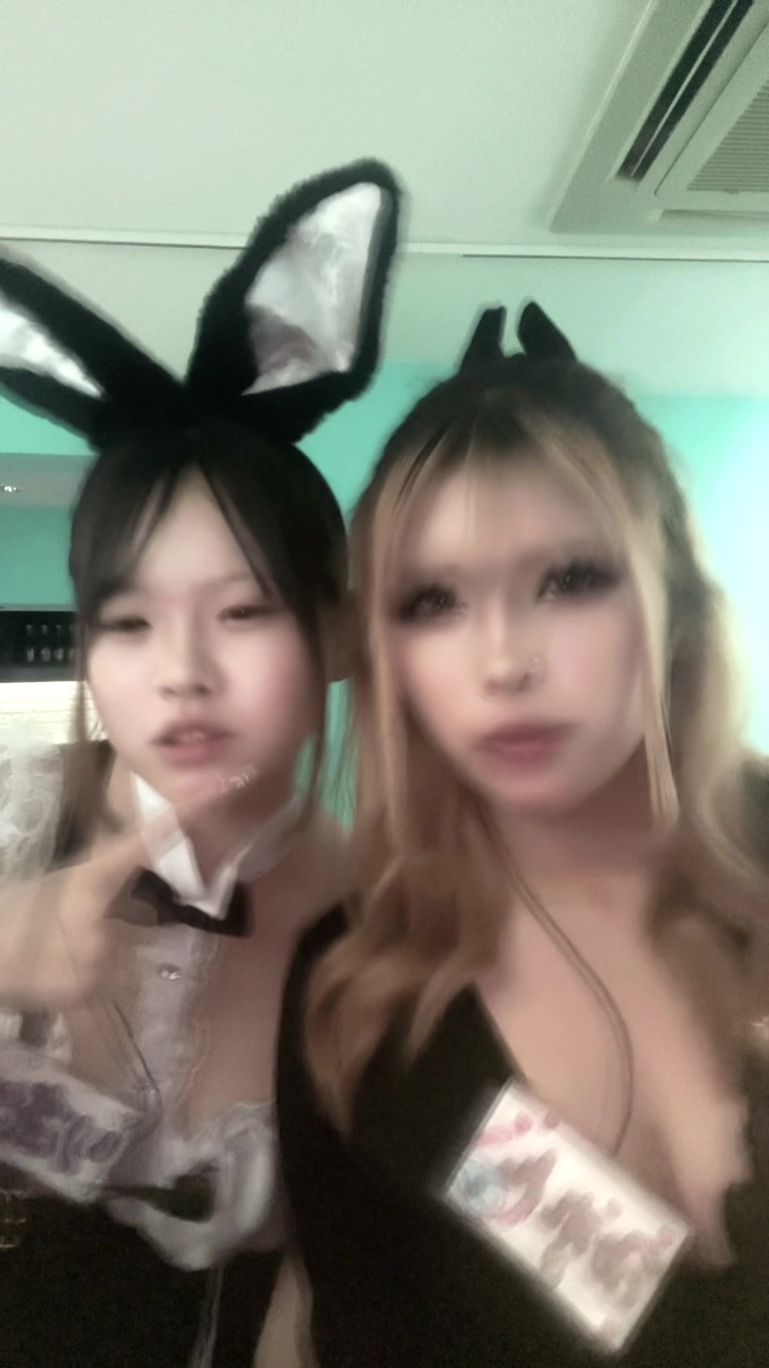 Concept BAR Revolution ホットニュース 184121