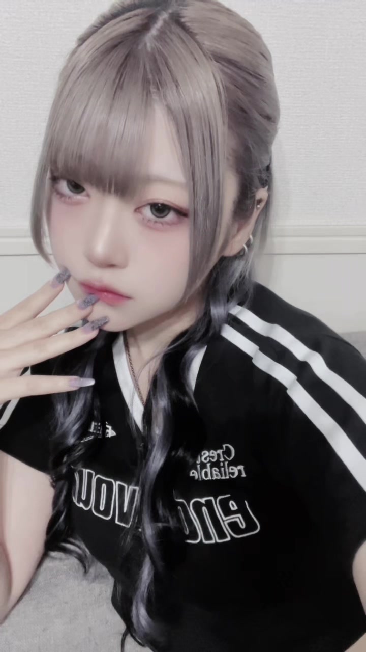 カラコンのサイズちいさいとありえんめつき悪いただでさえ悪いのにナ