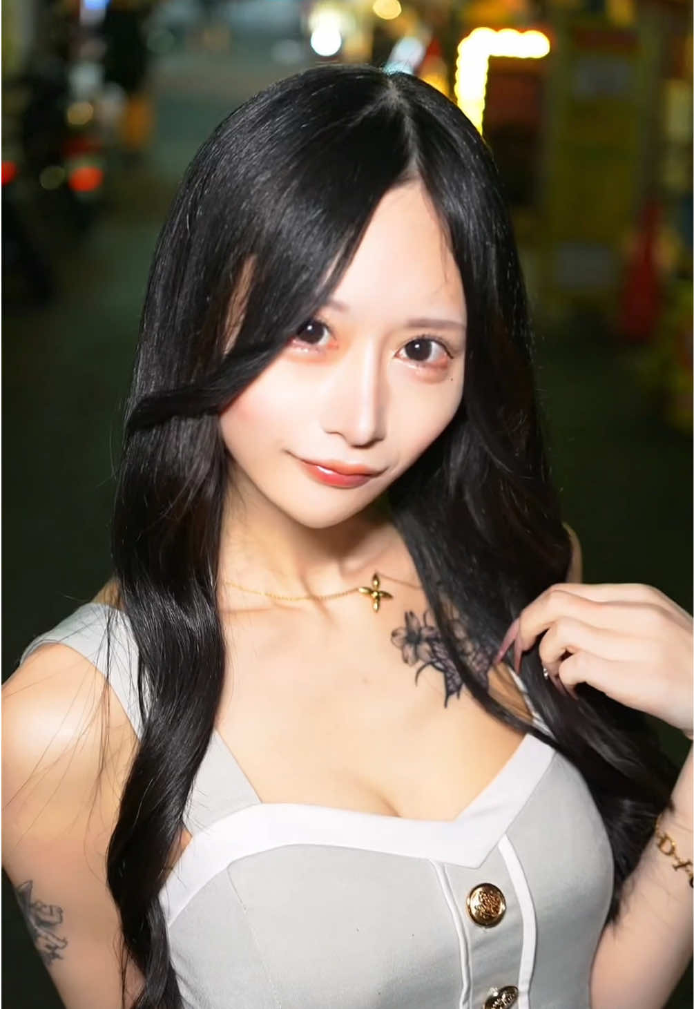 LUIAGUE ホットニュース 188983