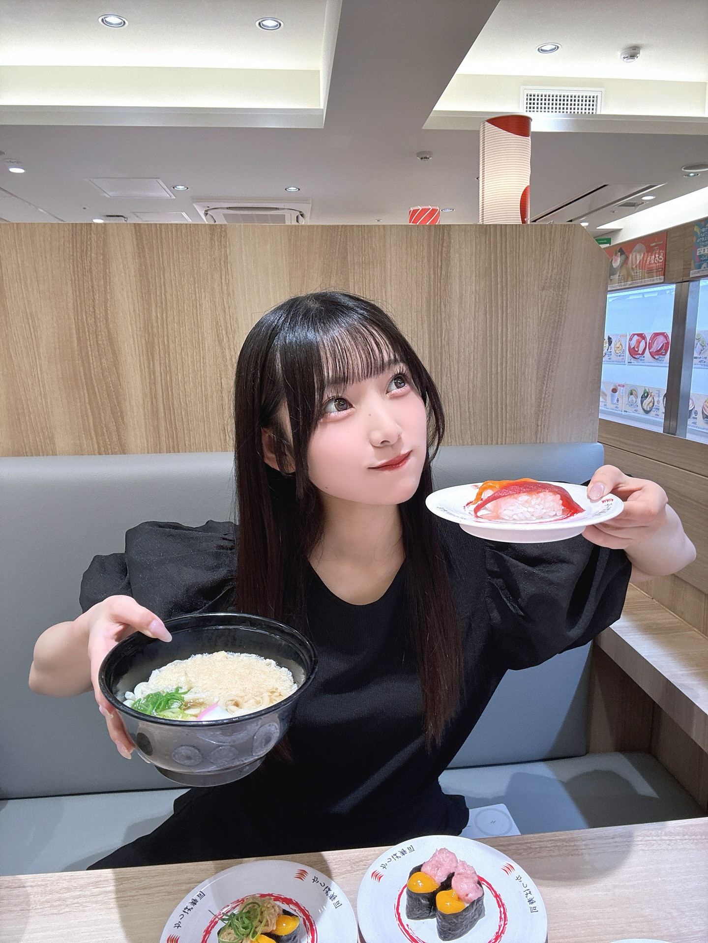 お寿司🍣💕

#レジャラース #ランマル #フェニックス #キャバクラ #キャバ嬢 #池袋 #歌舞伎 #新宿 #池袋キャバクラ #ショーキャバ #ショーキャバクラ #東京 #東京キャバクラ