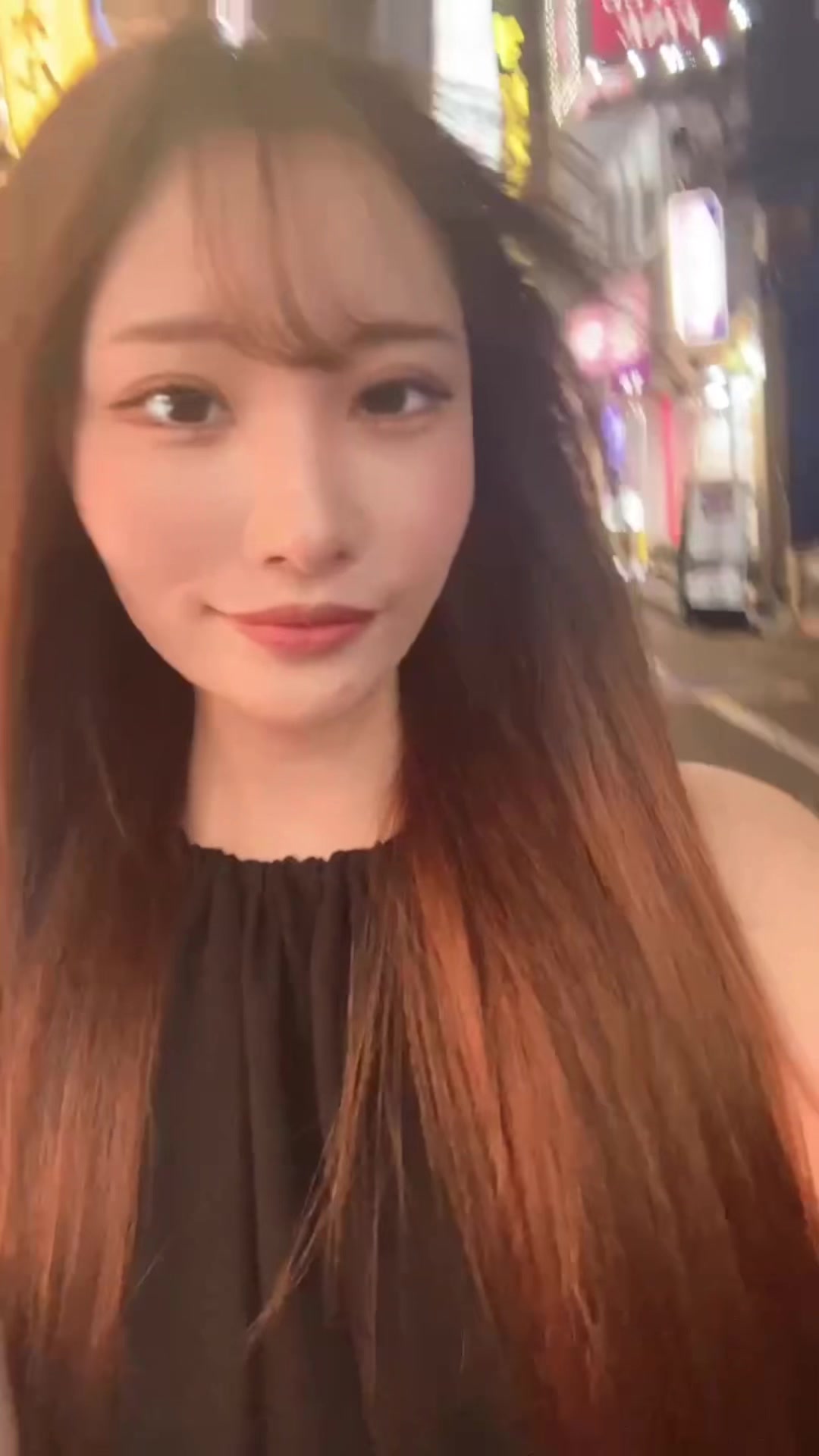 流行りの音源で 歌舞伎町食べ歩きしたよ！ 歌舞伎町 #tonymoly#マリーちゃんコラボ#マリ一ちゃんコラボストアメイク用品でメイクしたよ！ ＃タンパクオトメ 欠かさず飲んでます！