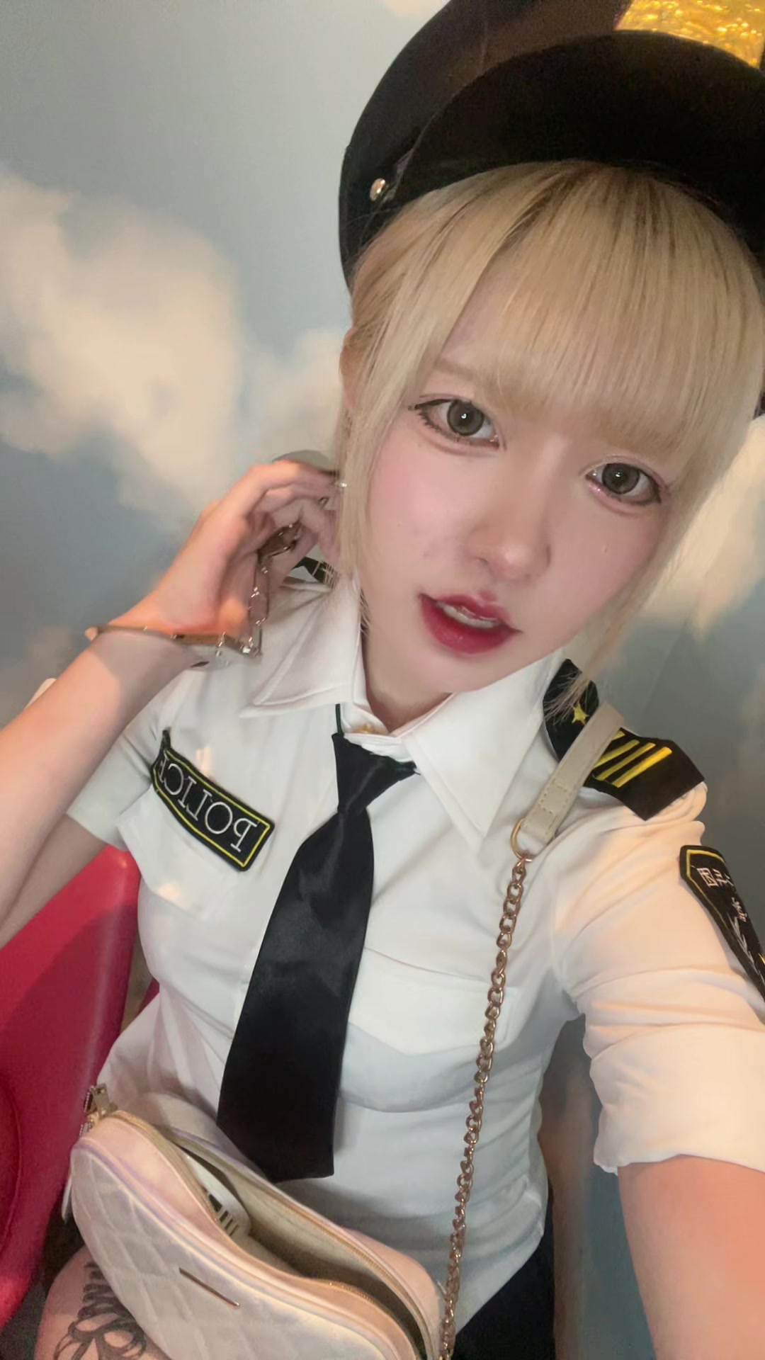 8月最後の出勤はポリスでした〜 たくさんのるな推しの王子様王妃様方ありがとうございます💧➰ #おすすめ #コンカフェ #05 #おすすめにのりたい #コンカフェ嬢