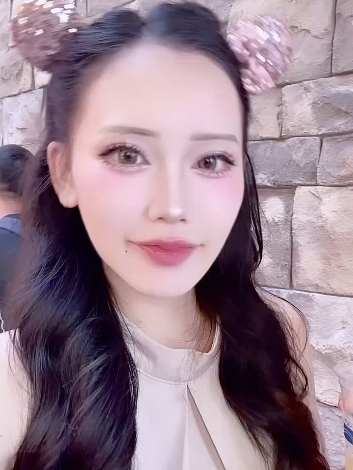 現実逃避ディズニー🐭🎀
一生夢から目覚めたくない🪄︎︎◝✩

#キャバクラ #キャバ嬢 #朝キャバ #新宿 #歌舞伎町