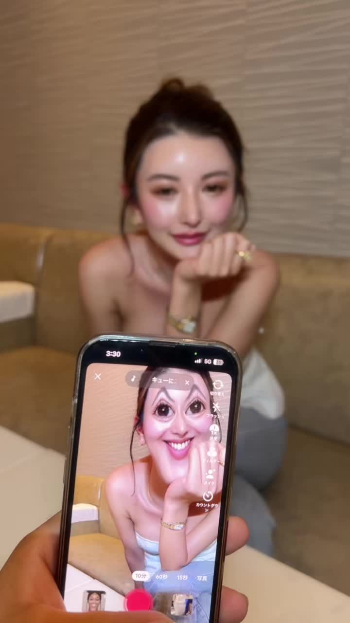 北新地Club NILSのレイカちゃんです! 営業終わりにドッキリしてみました!🤣 #北新地 #北新地キャバ嬢  #クラブニルス  #れいかちゃんしか勝たん! #担当とキャバ嬢