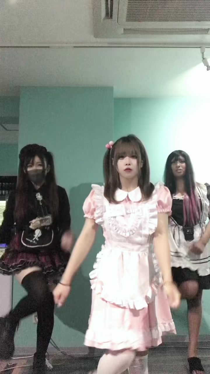 Concept BAR Revolution ホットニュース 195211