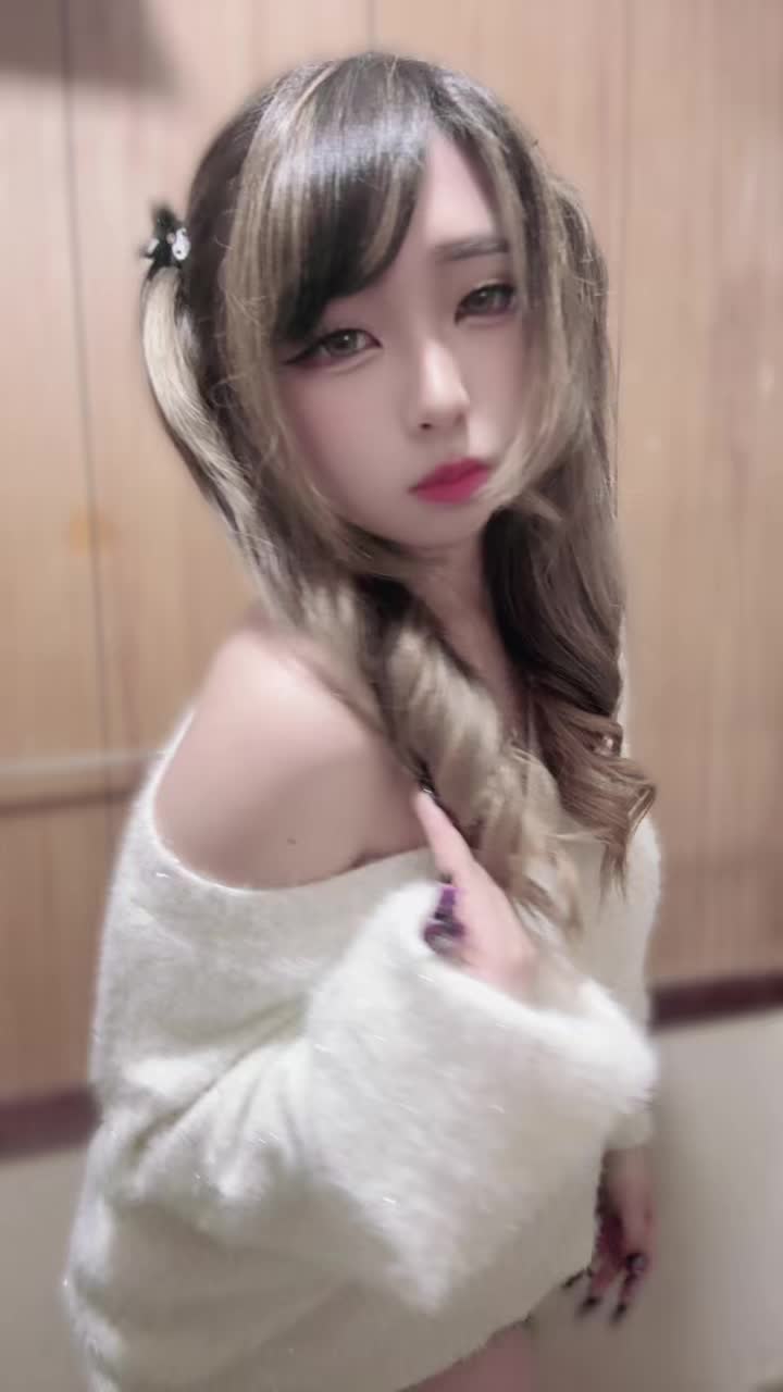 #おすすめ #長野県 #限界ラウンジ嬢 #03 #ラウンジ嬢 @CLUB BOSS  今日も出勤するよー！