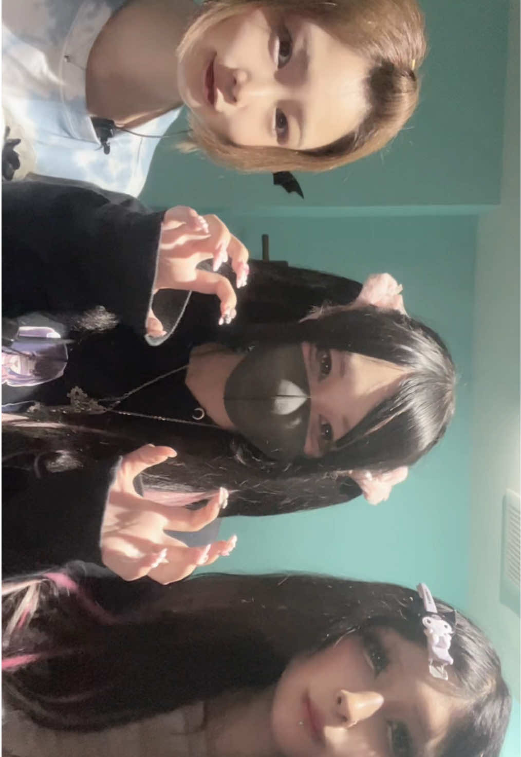 Concept BAR Revolution ホットニュース 200332