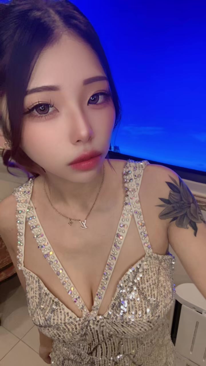 Regent Club Kannai（夜） ホットニュース 200973