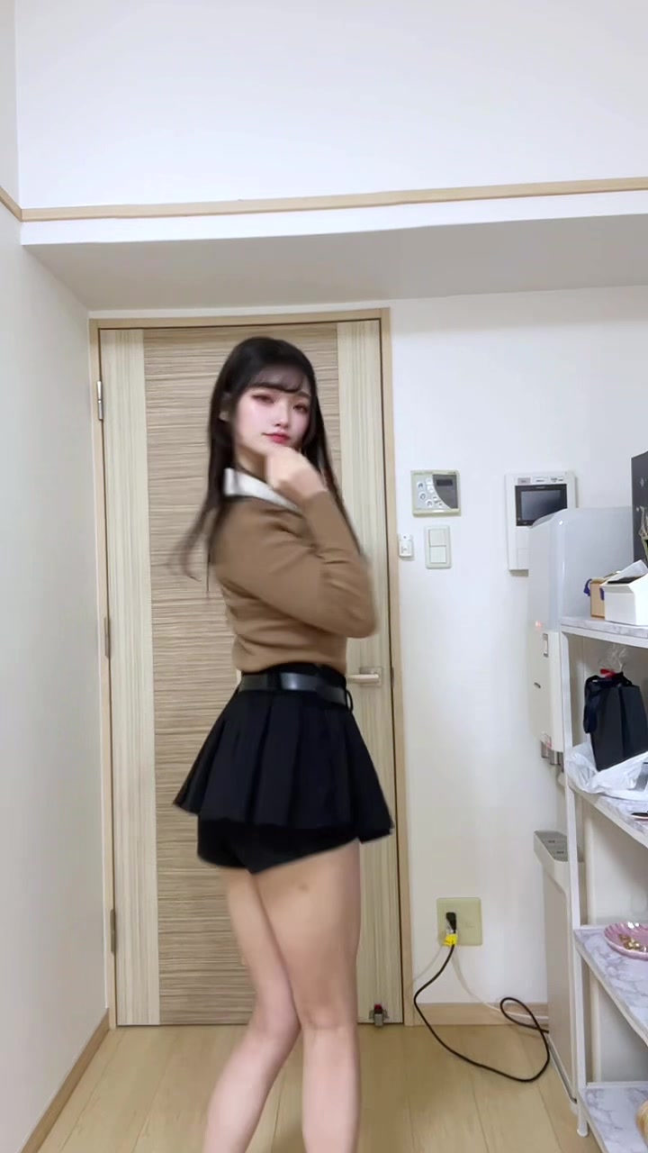 この歌口ずさむくらい好きなのにダンスはずっと踊れない😭 ⚠️音無かったから再投稿しました #ダンス #おすすめ #00 #女子