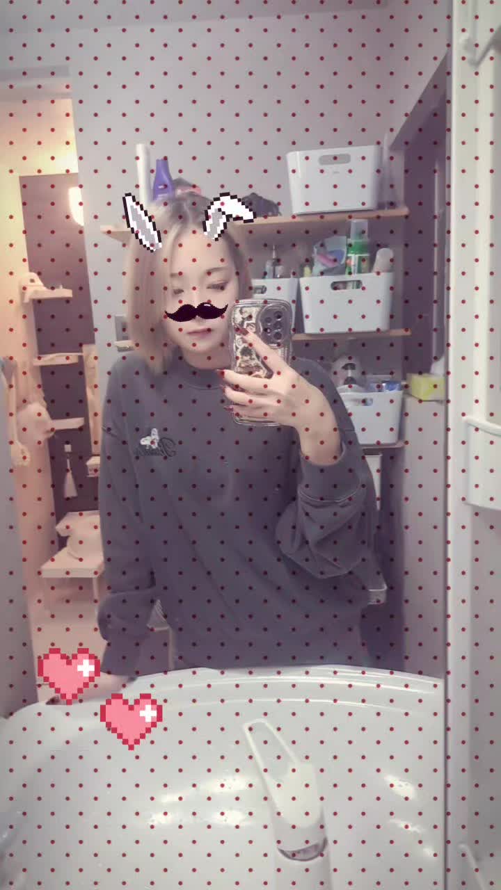 ある夜、ビルの片隅で日記1525815