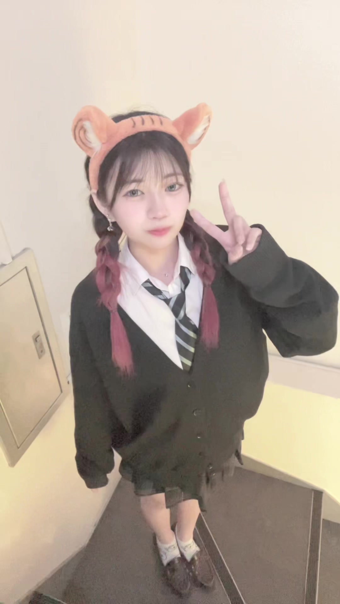 3年B組 ホットニュース 212076