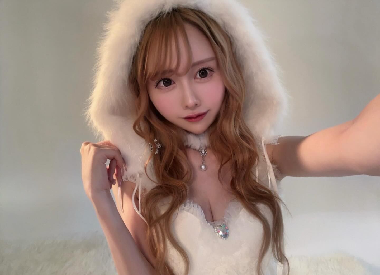 GUEST ホットニュース 213389