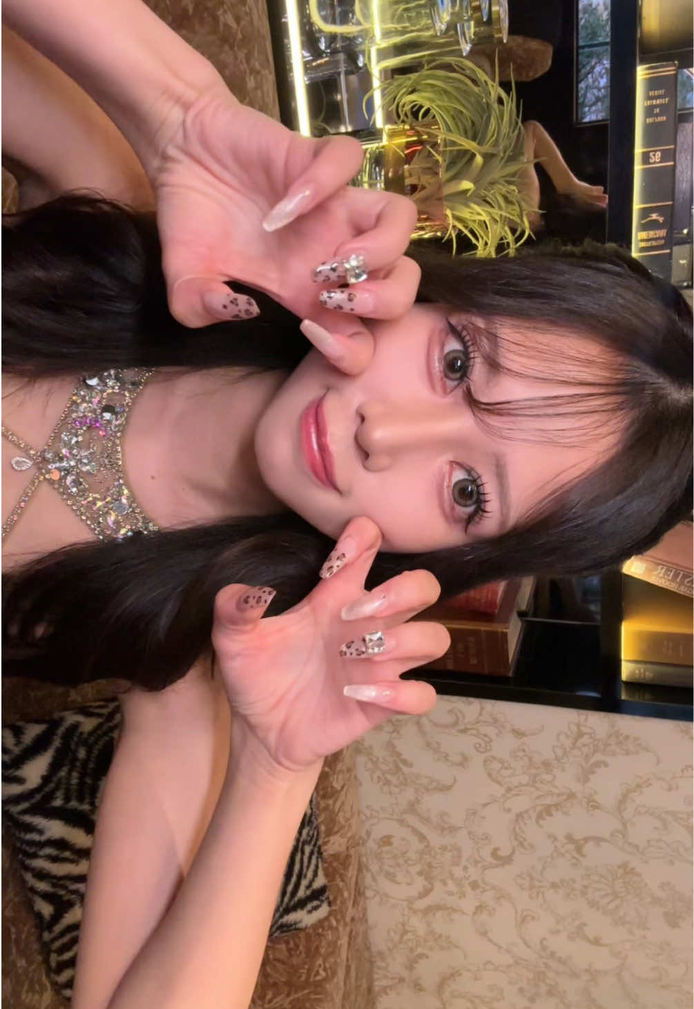 LUIAGUE ホットニュース 213979