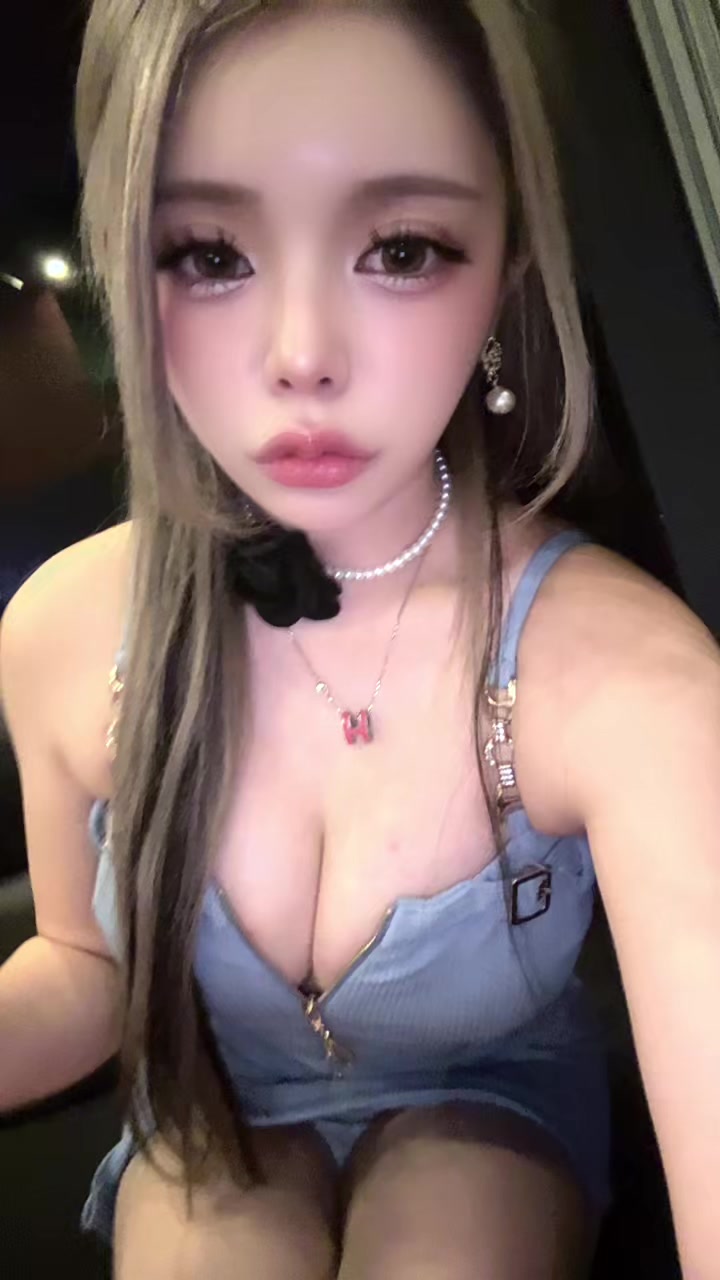 華月　美琥