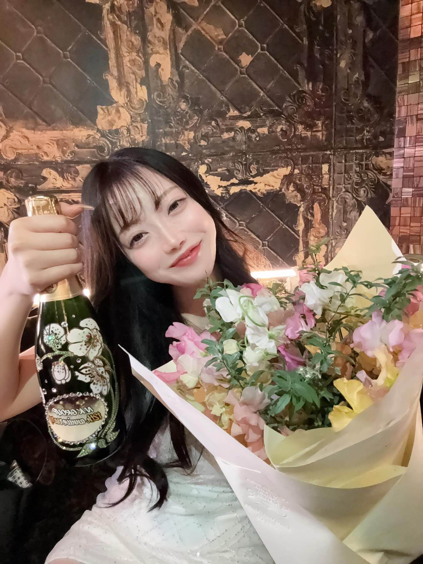 レアと沢山泣いた日🥹🤍
カルミアもあと少し🥲
沢山沢山みんなありがとう、