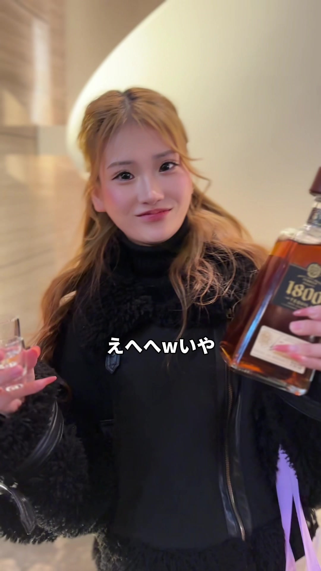 飲み干せるかな… 📍北新地Palace 出演キャスト:のぞみさん✨ #キャバ嬢 #北新地