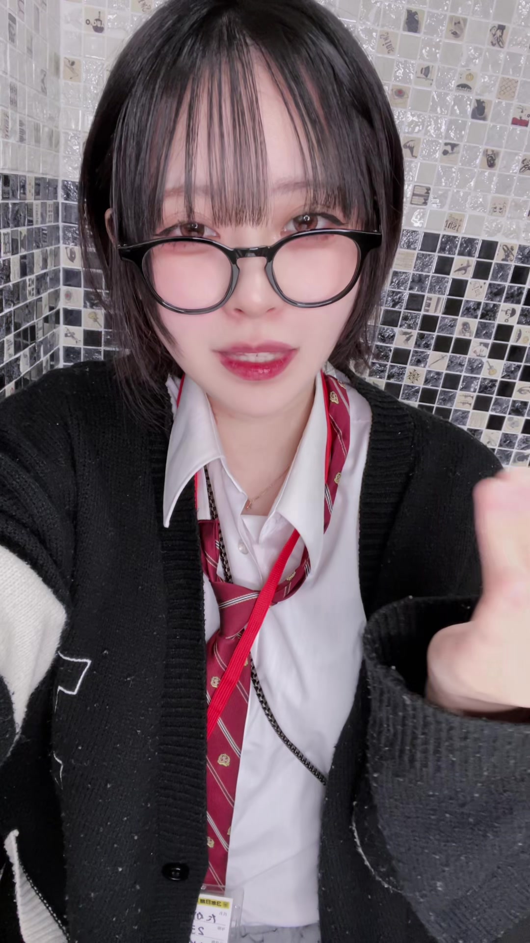 3年B組 ホットニュース 218604