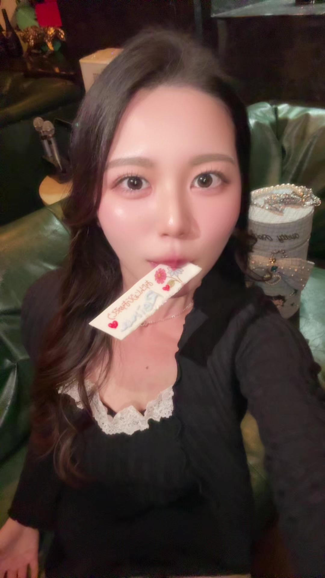 プレート食べてみた🎂 携帯の向こう側はライト係たくさん🔦✨ #新潟 #キャバ嬢 #おすすめにのりたい #いいねください #fyp