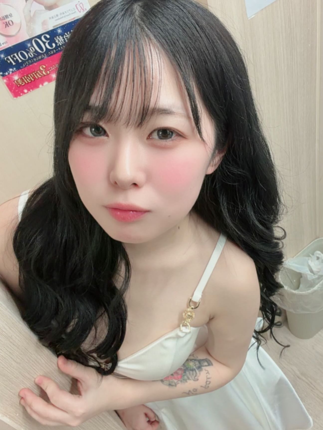 いる！
⁡
新しい髪と新しいドレスにしたらいいことあった( ` -´ )bｲｲﾈｯ✨