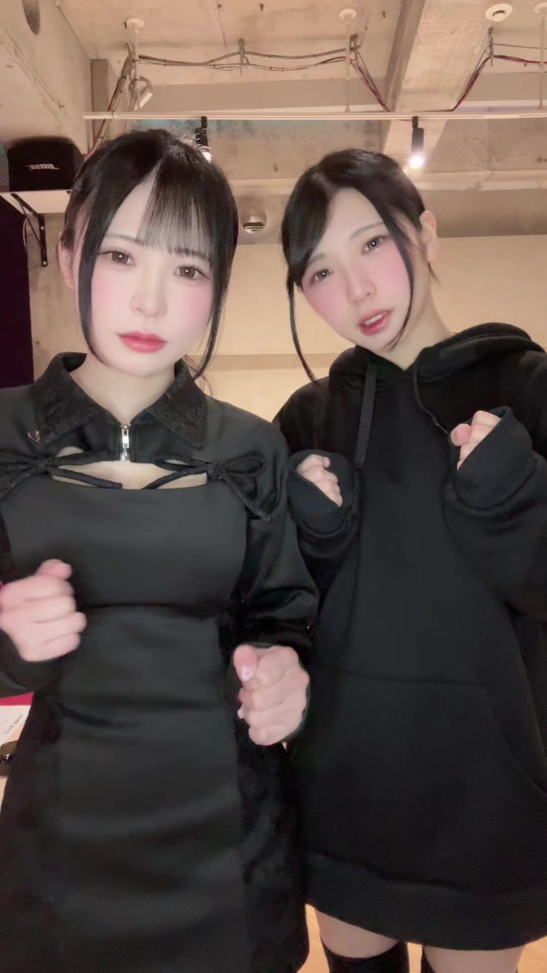 girls&matching bar parler. ホットニュース 230372